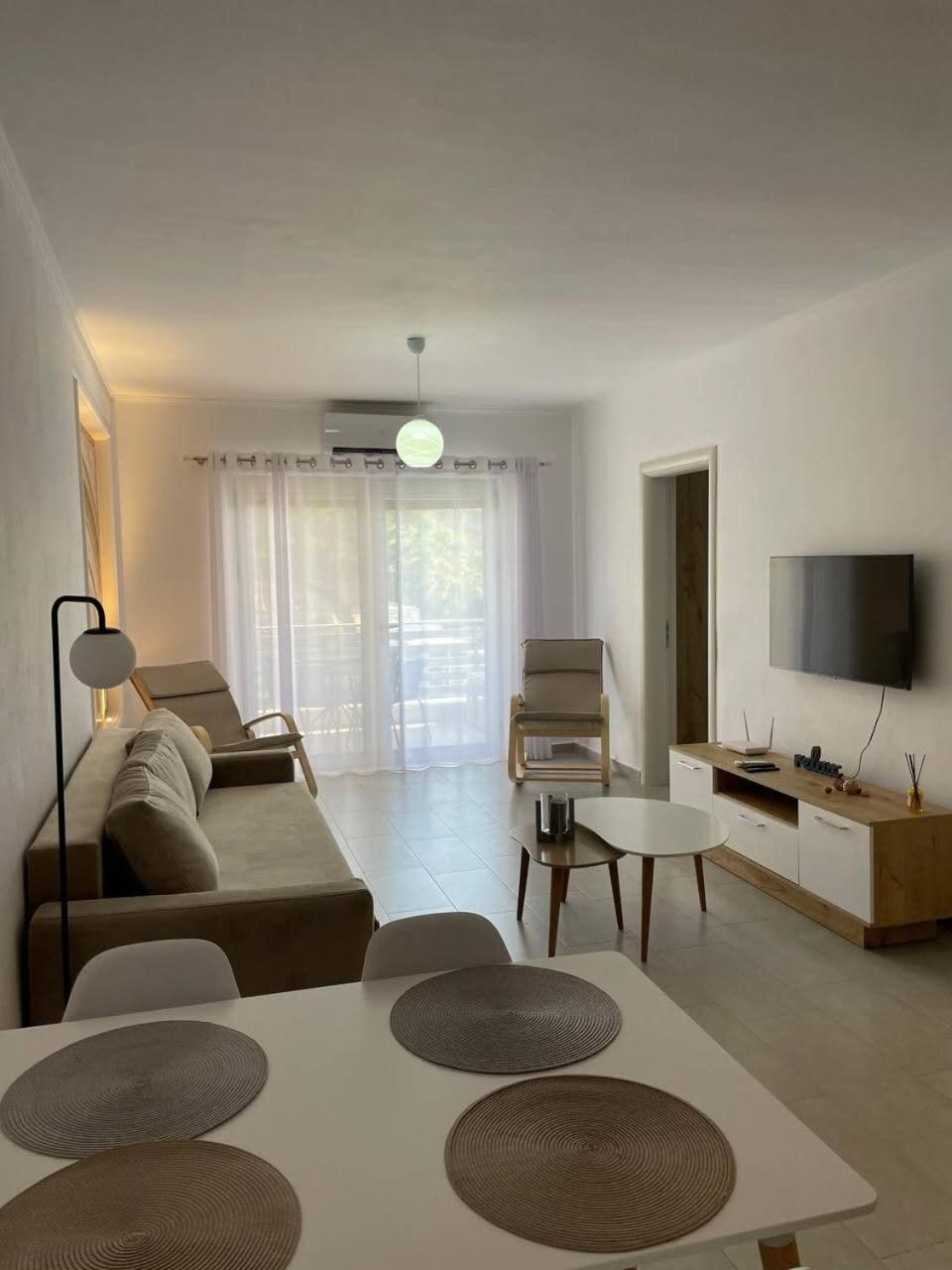 Sunlit 594 Apartment Драч Екстериор снимка